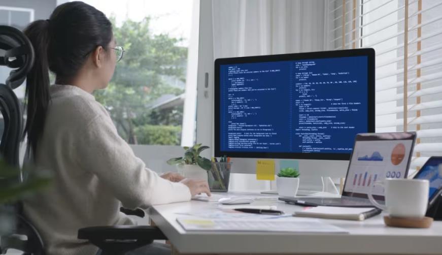 镇海区企业数字化解决方案:机器学习赋能商业模式升级的核心路径